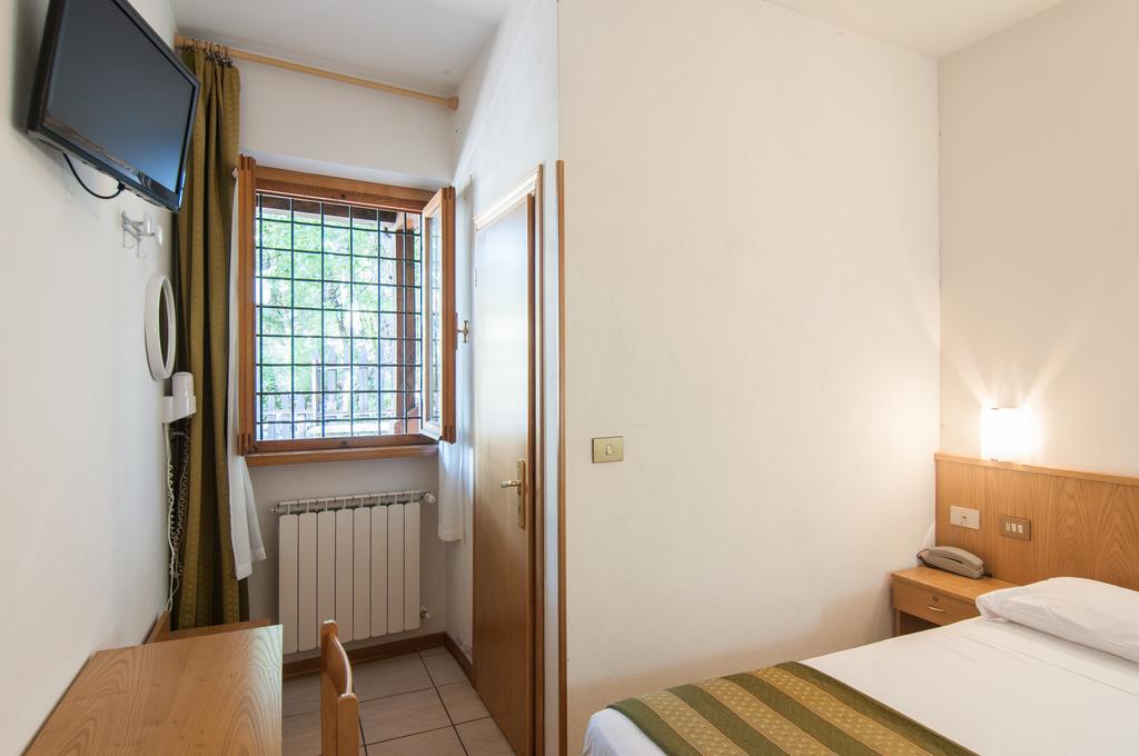Hotel Da Giovanna Chiusi della Verna Bagian luar foto