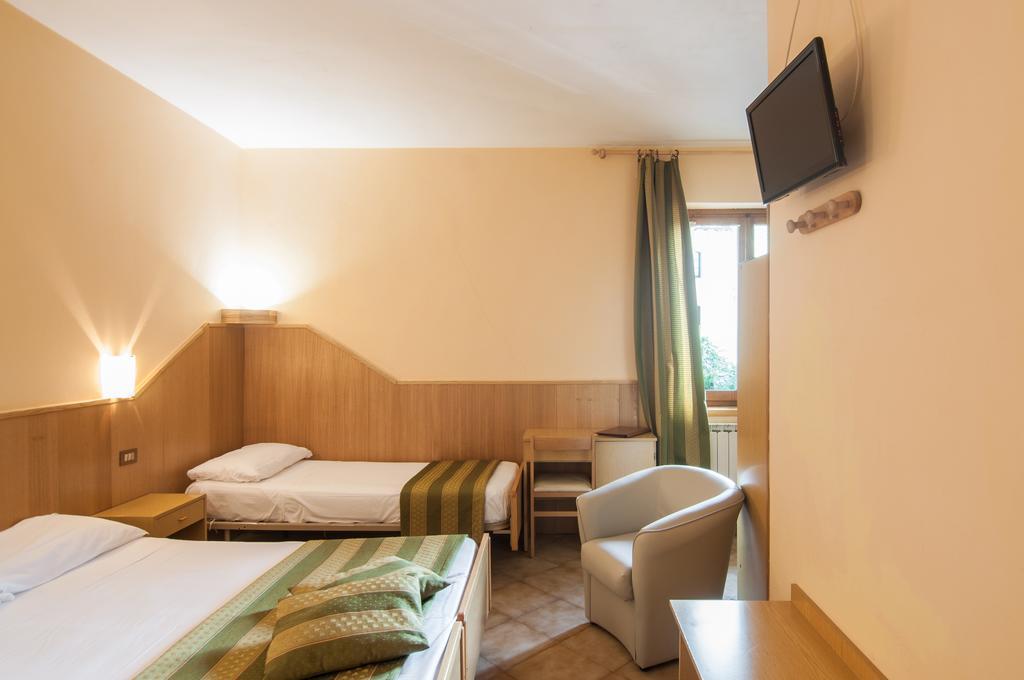 Hotel Da Giovanna Chiusi della Verna Bagian luar foto